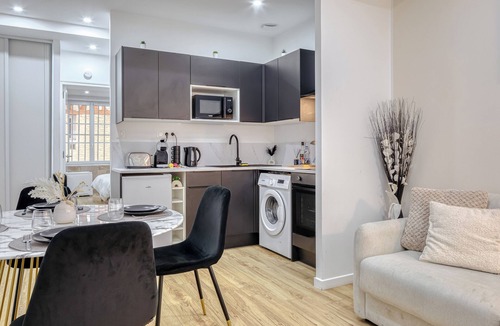 Quartier Vieux Marche-Cathedrale Apartment | Le Aurélie, charmant F2 avec baignoire balnéo !