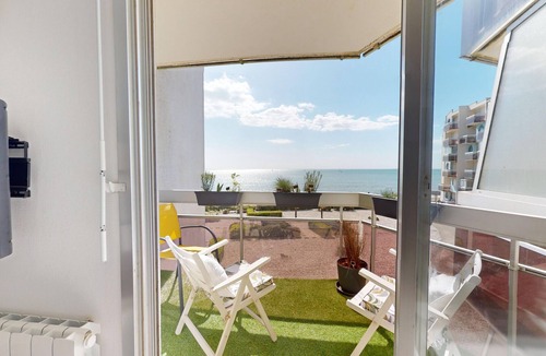 Saint-Gilles-Croix-de-Vie Apartment | Le Bateau Ivre 50 m de la Plage