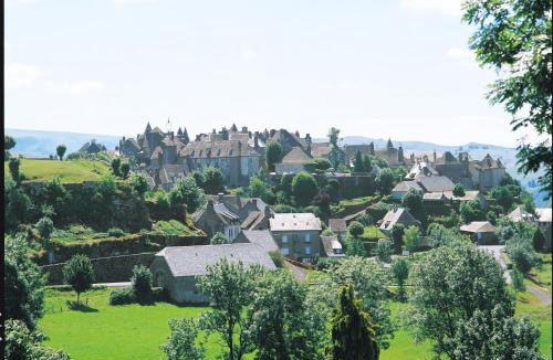 Salers Hotel | Le Bailliage Hôtel & Spa