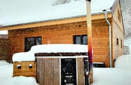 Fort-du-Plasne Ski Chalet | Le bain nordique du lynx boréal