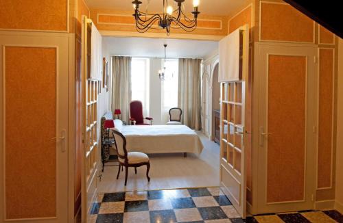 Langres House | Le balcon de la crémaillère