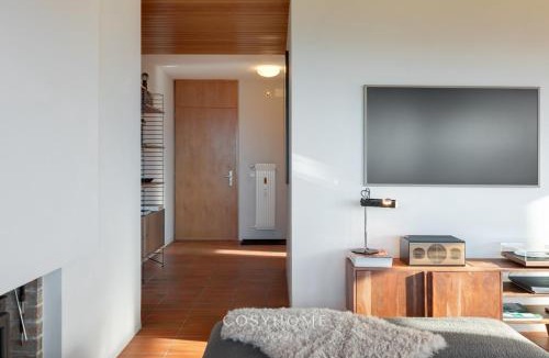 Lens Apartment | Le Balcon des Alpes l Modernist Home l CosyHome