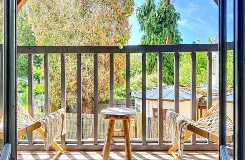 Dourdan House | Le Balcon des Rois