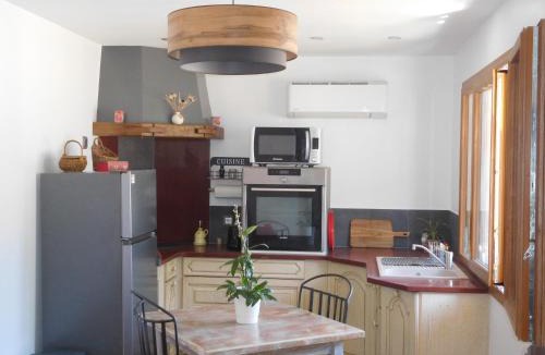 Escaro House | le balcon du Canigo'