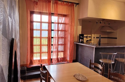 Brison-Saint-Innocent Apartment | Le Balcon du Lac