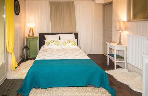 Dallet House | Le Balcon