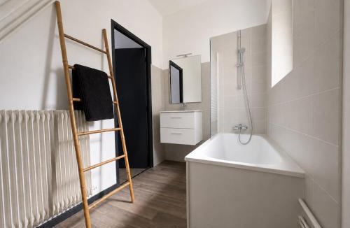 Montargis Apartment | Le Balcon
