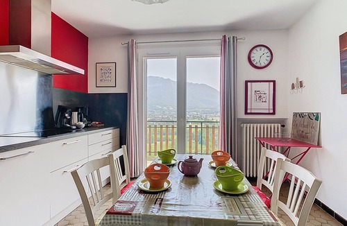Saint-Laurent-du-Pont House | "Le Balcon de Villette": country cottage with view of the Chartreuse mountains