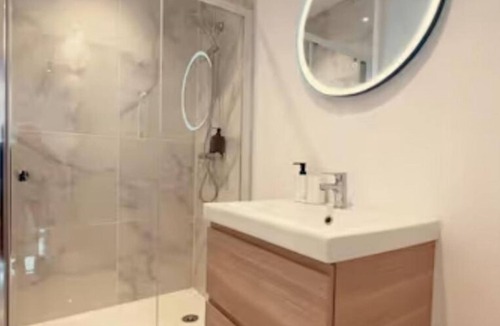 Montlucon Apartment | Le Baltique