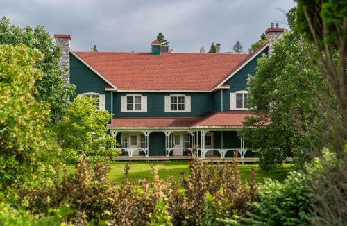 Saint-Paulin Resort | Le Baluchon Éco-villégiature