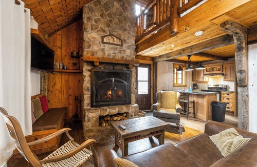 Saint-Paulin Hotel | Le Baluchon Éco-villégiature