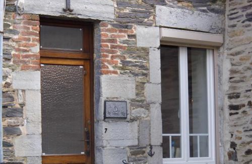 Fumay House | Le bateau ivre