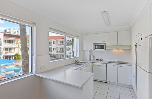 Burleigh Heads Apartment | Le Beach Apartments