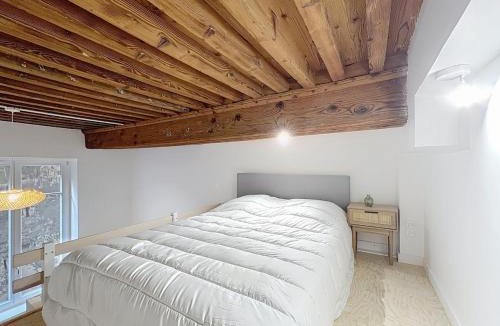 Griffon - Royale Apartment | Le BEAU LOUIS