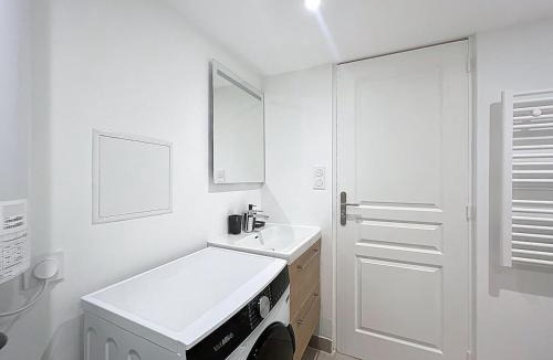 Griffon - Royale Apartment | Le BEAU LOUIS