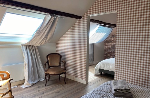 Beaurepaire House | Le Beau Repaire sleeps 14