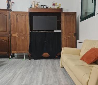 Poitiers Apartment | Le BEAU SEJOUR