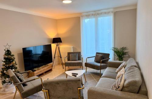 Nantes Apartment | Le Beauséjour ! Beaux volumes, idéals pour un séjour confortable et reposant