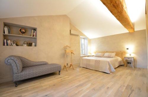 Saint-Jean-d'Ardieres Bed & Breakfast | LE BEL AIR DE SAINT JEAN