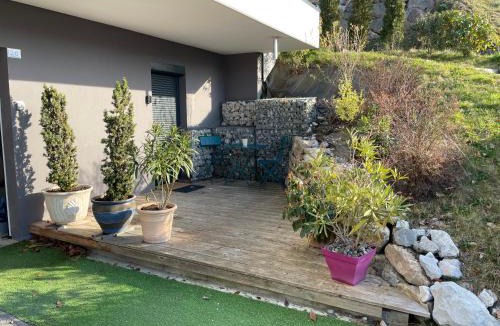 Pugny-Chatenod Apartment | LE BEL AIR studio