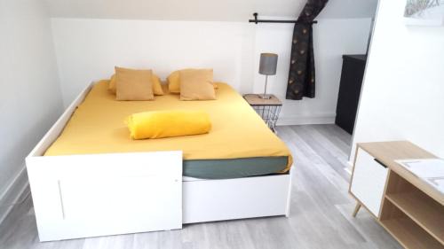 Laon Apartment | Le Belle Vue St Marcel