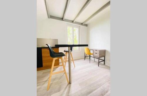 Laon Apartment | Le Belle Vue St Marcel