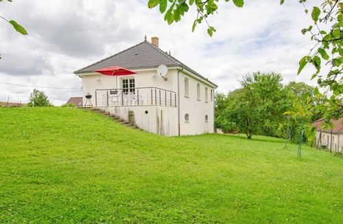 Estissac House | Le Bellevue - ESTISSAC