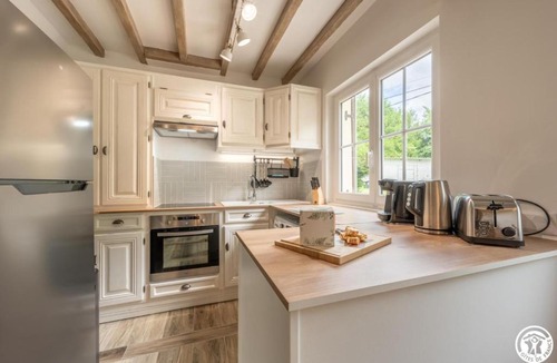 Breteuil House | Le beloiseau