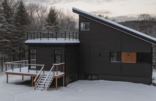 St-Adolphe-d'Howard House | Le Belvédère - Retraite scandivane