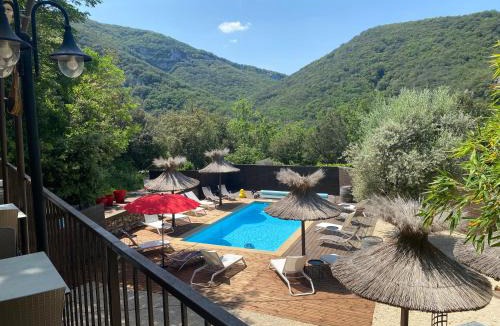 Vallon-Pont-d'Arc Hotel | Le Belvedere