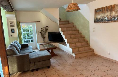 La Selle-sur-le-Bied House | Le Bercail - Gîte reposant à la campagne