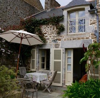 La Richardais Bed & Breakfast | Le Berceul