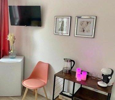 Roubaix Apartment | Le Big Road Cinq