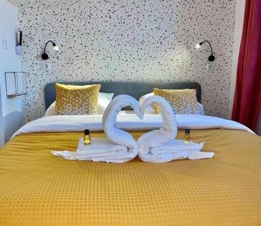 Roubaix Apartment | Le Big Road Cinq