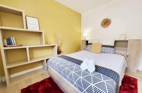 Tarbes Apartment | LE BILBAO, T2, centre-parking gratuit-terrasse