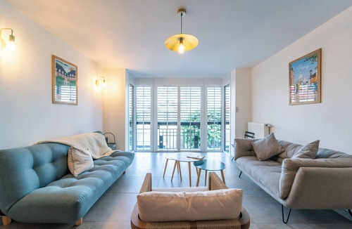 Les Puces de Saint-Ouen Apartment | Le Biron - Appartement 5 personnes