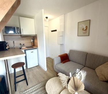 Sainte-Therese - Quineleu Apartment | Le Bizoin - Duplex à la gare