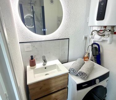 Sainte-Therese - Quineleu Apartment | Le Bizoin - Duplex à la gare