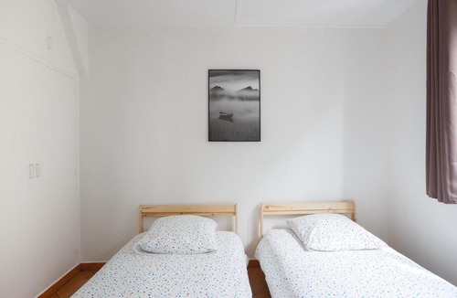Le Blanc-Mesnil Apartment | Le Blanc-Mesnil parc des expos F2 Rez de Jardin 23B RDC DERRIERE