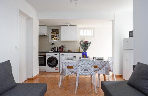 Le Blanc-Mesnil Apartment | Le Blanc-Mesnil parc des expos F2 Rez de Jardin 23B RDC DERRIERE