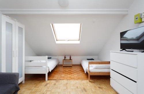 Le Blanc-Mesnil Apartment | Le blanc mesnil parc des expos F1