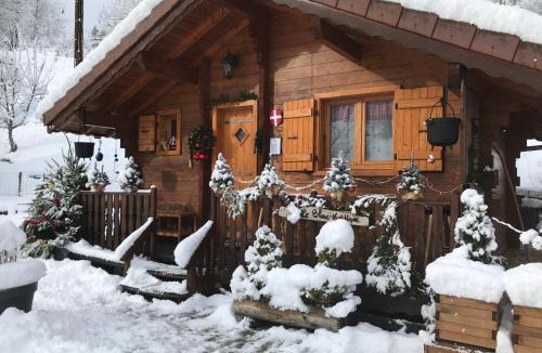 Le Bouchet-Mont-Charvin Ski Chalet | LE BLANC NORDIQUE