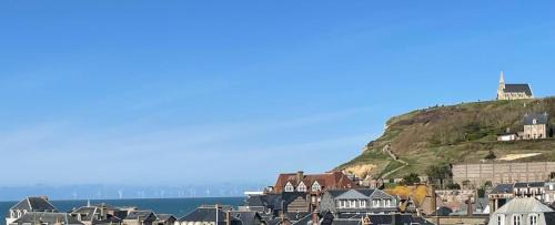 Etretat Apartment | Le bleu infini - vue mer, centre ville