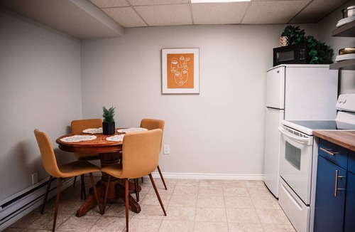 Timmins Apartment | Le Bleu Marin - Monthly Stays Welcome!