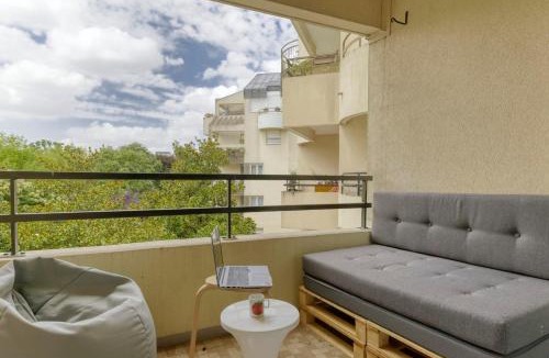 Maisons-Alfort Apartment | Le Blum - Wifi - Balcon - Porte de Bercy