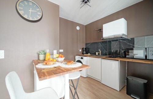 Bobigny Apartment | Le Bobibrown - Proche Métro 5 et tram, parking, résidence neuve