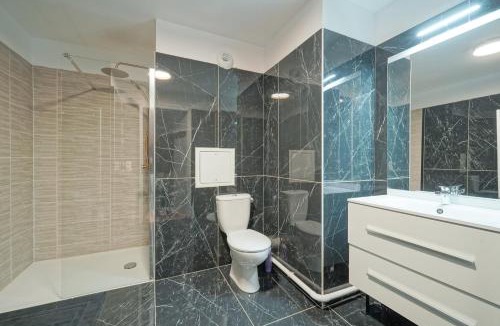 Bobigny Apartment | Le Bobibrown - Proche Métro 5 et tram, parking, résidence neuve