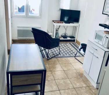 Amelie-les-Bains-Palalda Apartment | Le Bohème Charmant appartement meublé avec parking