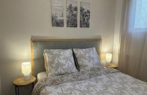 Gisors Apartment | Le Bohème - Proche gare & commerces, parking privé - Gisors