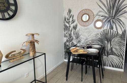 Gisors Apartment | Le Bohème - Proche gare & commerces, parking privé - Gisors